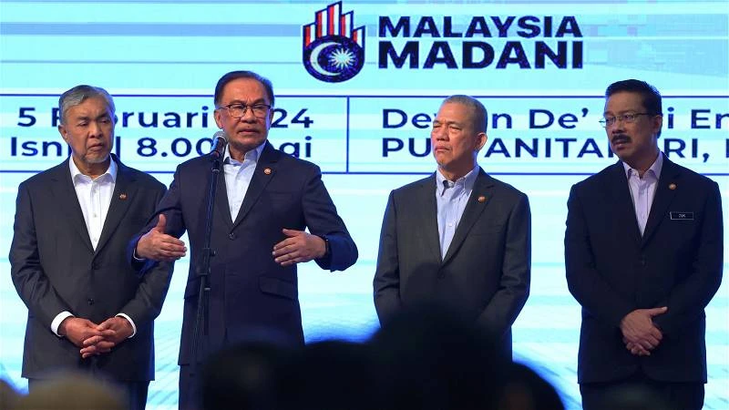 安華否認團結政府打貪不堅定