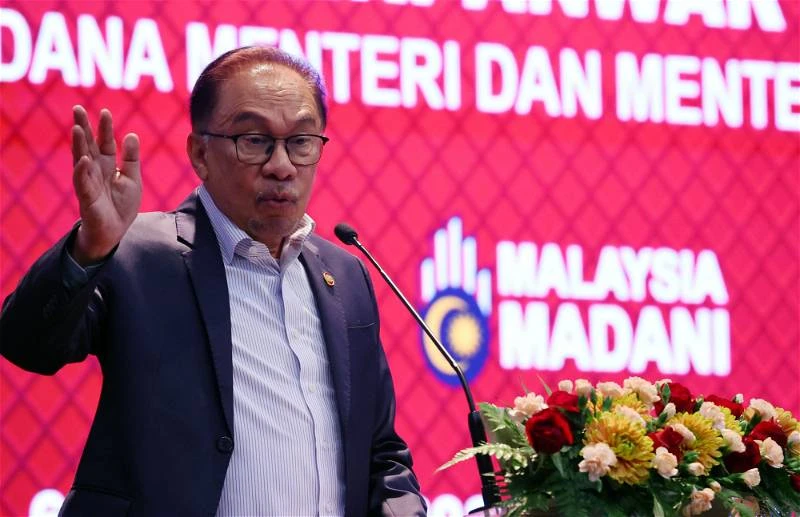 安華吁富裕家長　將RM150開學援助金讓予貧困家庭