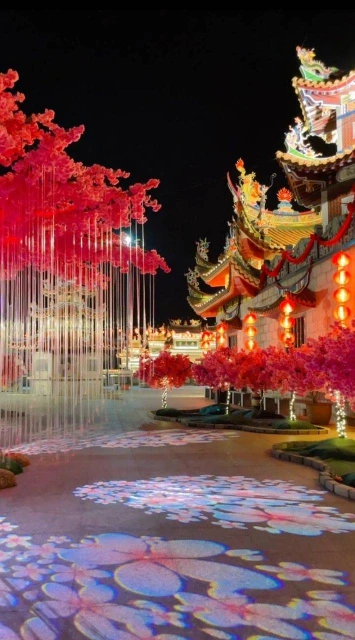 瓜拉比勞西天宮新年盛景　年味與花燈共舞