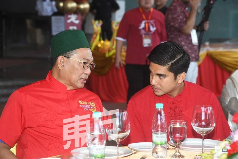 達基尤丁與聶依琳合照流傳 阿旺哈欣:這是極不成熟行徑