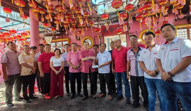 不滿消拯局西嶺財神爺廟失火表現 林冠英:聯繫倪可敏要求關注