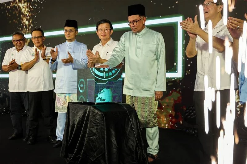 不滿檳機場擴建年杪展開 安華:下周探討可否加速批准撥款