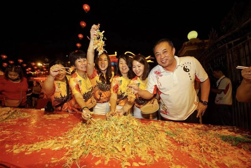 北海斗母宮擺688尺撈生　北馬區最長