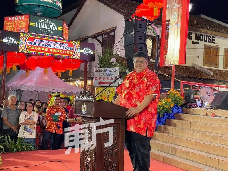 近3萬名民眾湧入雞場街 參與甲農曆新年門戶開放