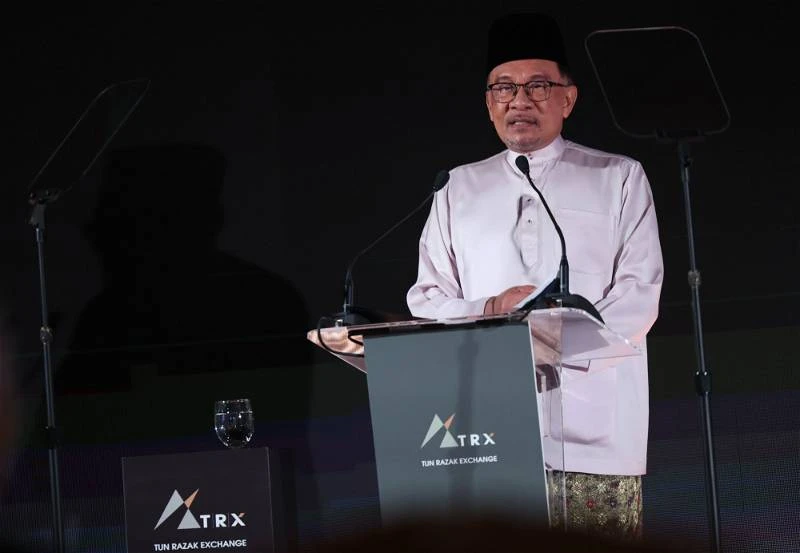 首相促人民綜觀全局　勿僅關注令吉貶值問題