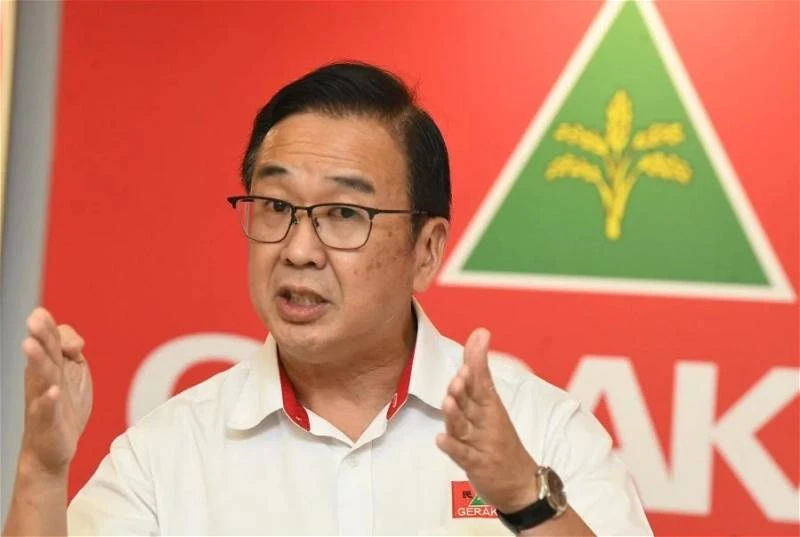 圖用外資數據掩蓋令吉貶值　劉華才斥安華不負責任