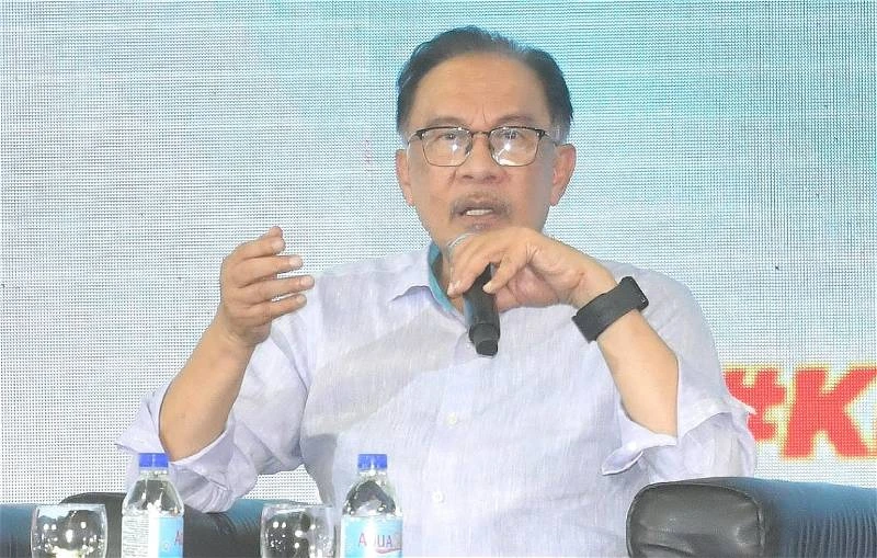 安華：若調高利率抑制令吉貶值　或加重借貸者重擔