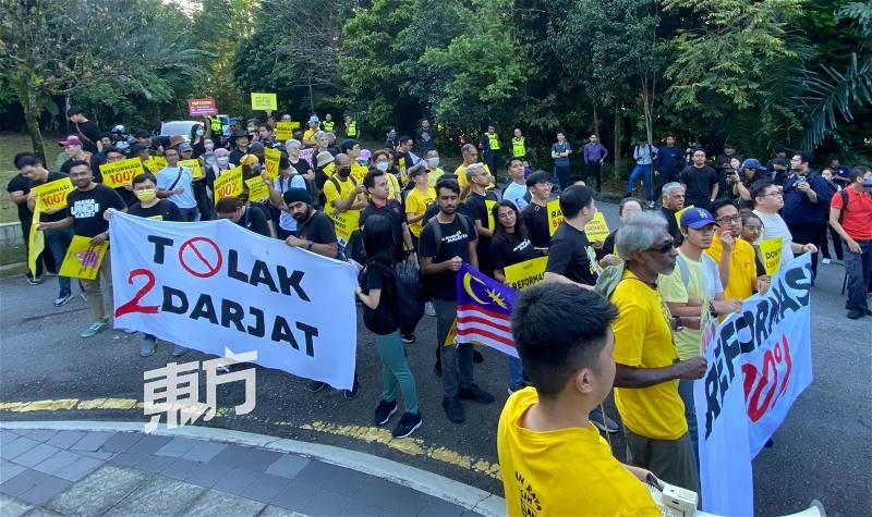 50人參與「百分百改革」凈選盟集會　警方派員駐守國會路