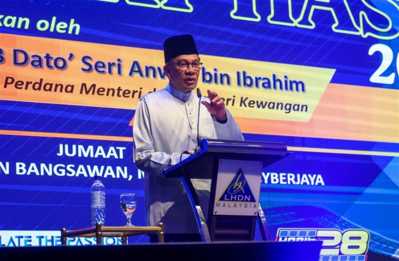 令吉貶值但跟98年不同　安華保證金融危機不會重演