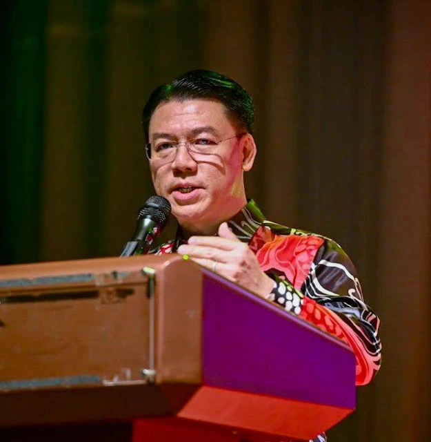 帶動市場經濟昌明冶國　倪可敏:政府準備派100億現金援助