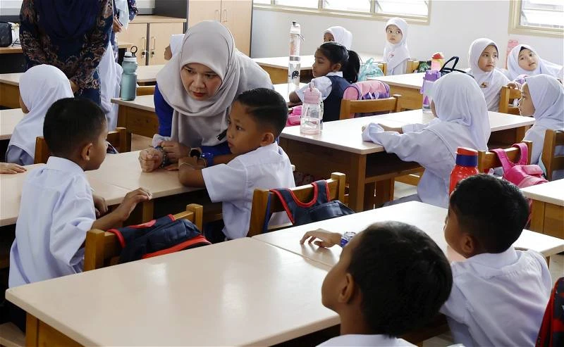 無意重組多源流教育體系 法迪娜:遵從教育法令規定