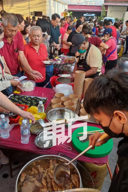 3000人響應捍衛肉骨茶　馬華促政治人物專注經濟問題