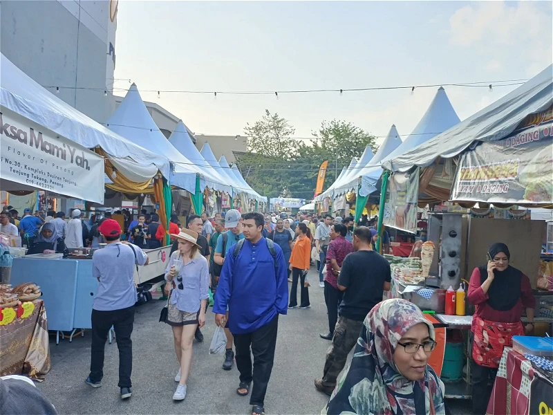 齋戒月外籍假乞丐增多　「借用」友人孩子博同情