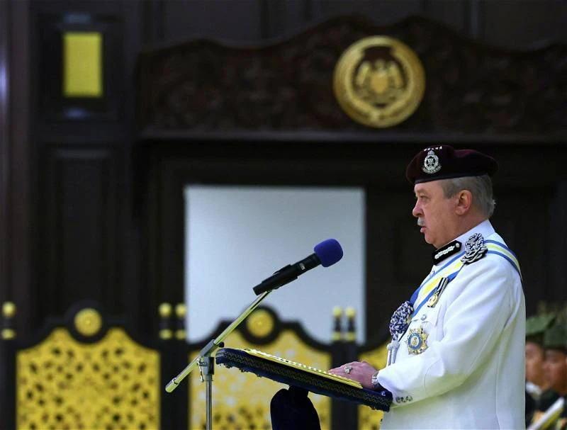 國家元首：我不是一尊供人膜拜的雕塑