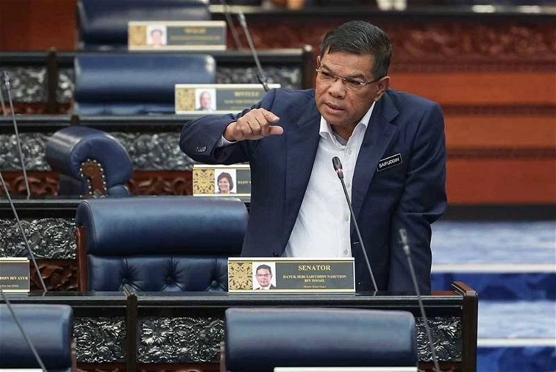 政府修憲案提出 永久居民產子不再自動獲公民權