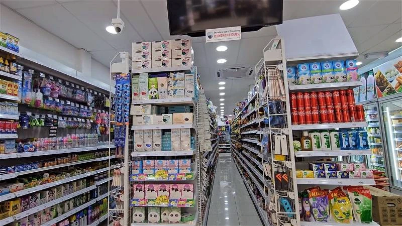 【KK襪子風波】抵制潮不消停　KK超市門市冷清