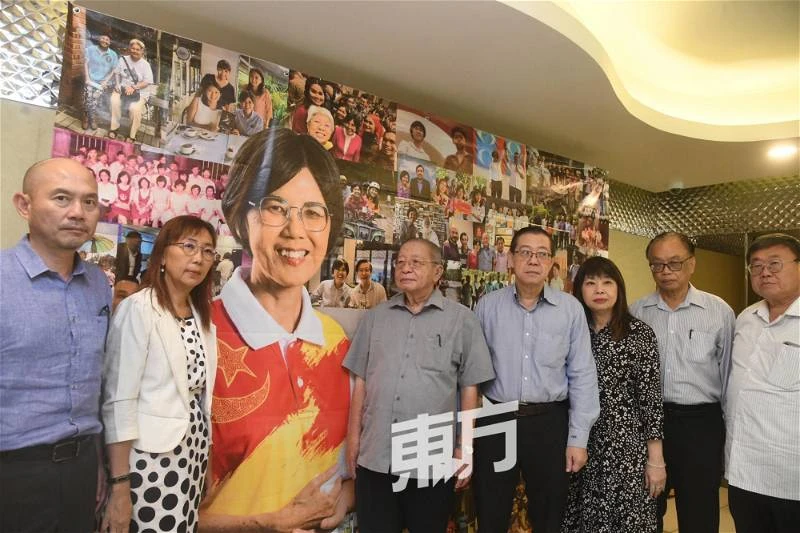 李繼香靈柩蓋行動黨黨旗　眾火箭領袖出席弔唁 