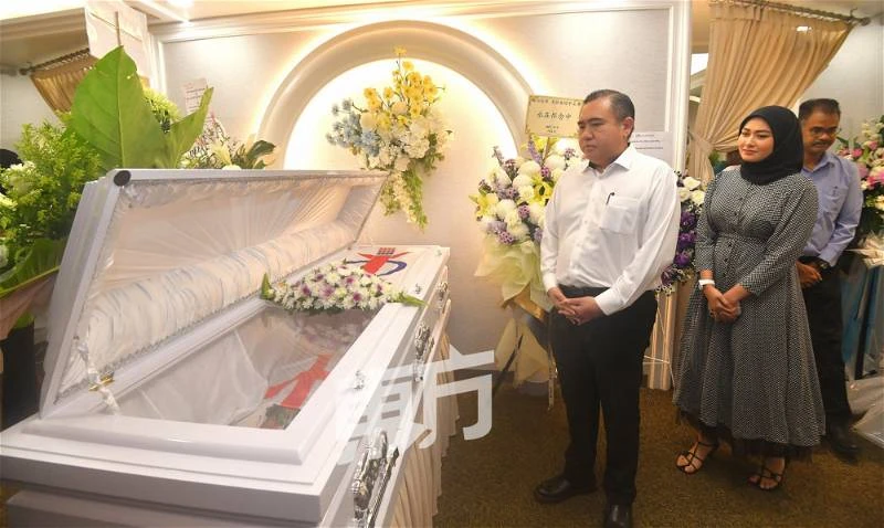 陸兆福感謝李繼香在火箭30餘年付出　「她在新古毛打下很強的基礎」