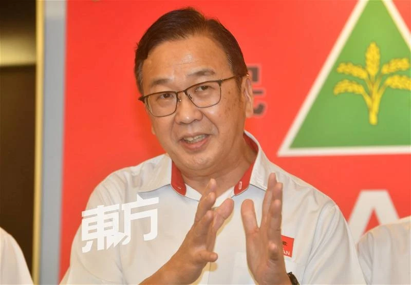 警方已調查KK襪子風波　劉華才：此時無聲勝有聲