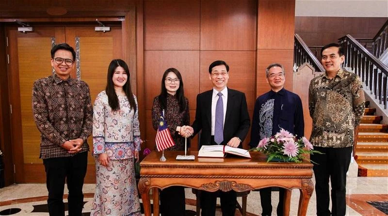 建議中國上海高科技產業來馬設廠　邱培棟：促進兩國經濟發展