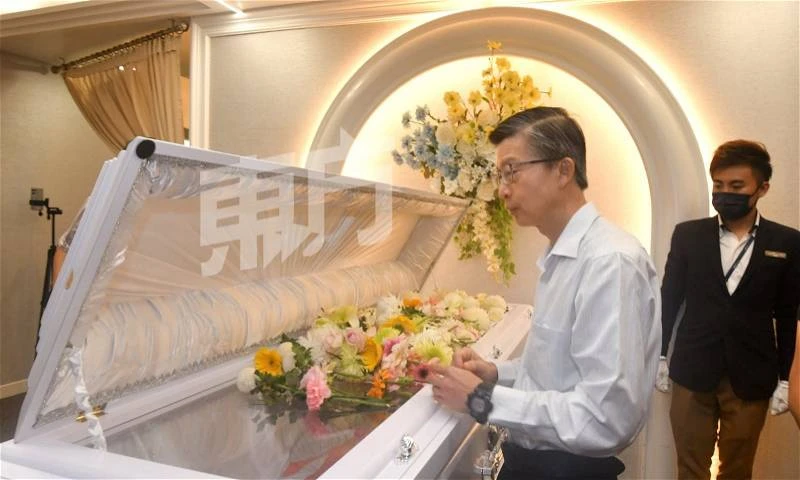 李繼香今舉殯　數百人悲痛送別