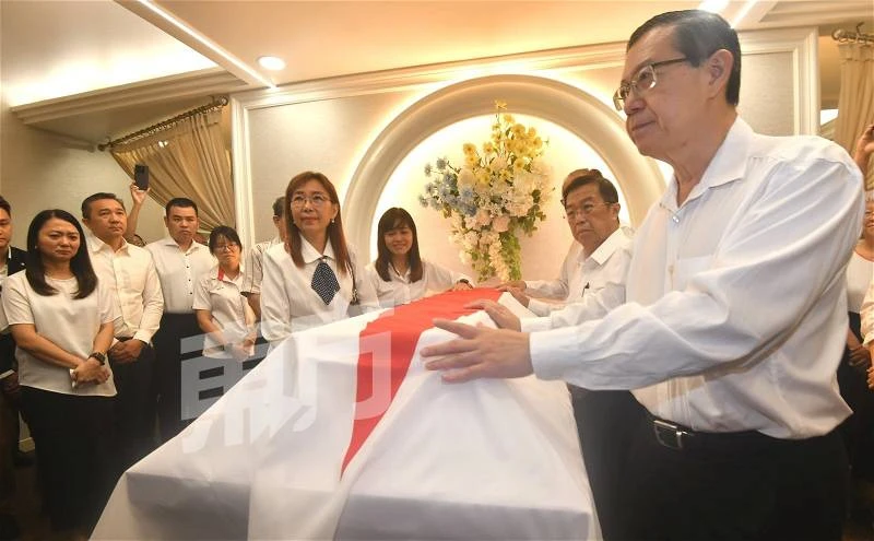 李繼香今舉殯　數百人悲痛送別