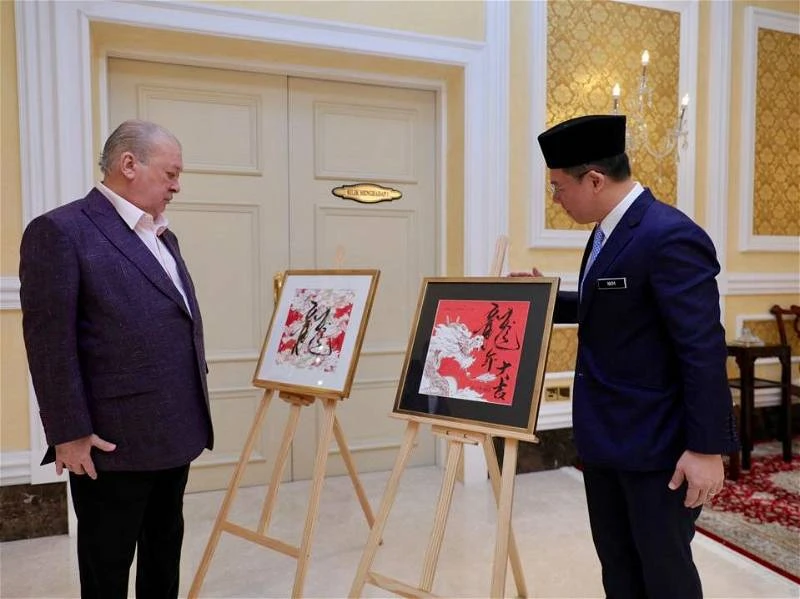 國家元首接見倪可敏　親自御筆表揚房地部 