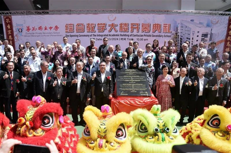 【尊孔綜合教學大樓開幕】中國大使鼓勵大馬學生踴躍赴華留學