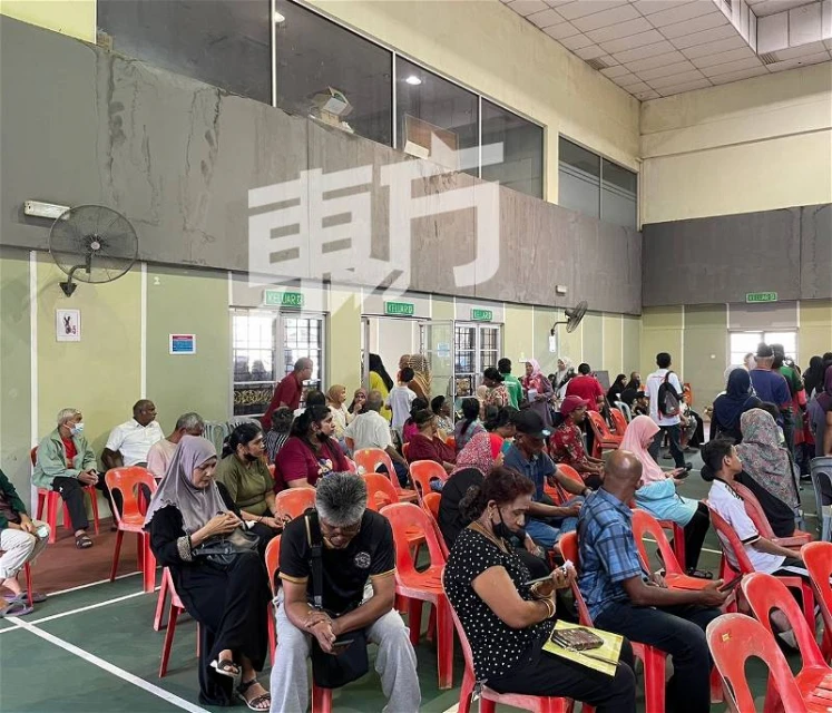 PADU註冊最後一日　八打靈市政廳櫃檯人潮絡繹不絕