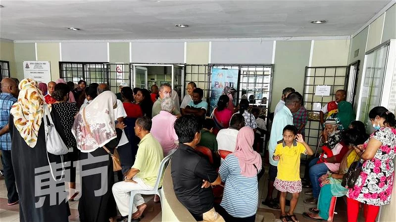 PADU註冊最後一日　八打靈市政廳櫃檯人潮絡繹不絕