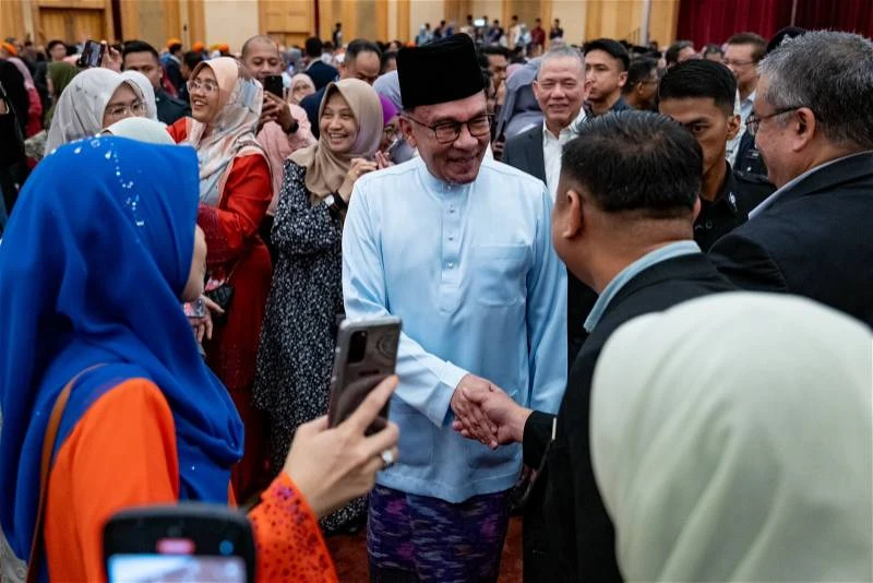 安華：勿低估貪污問題　一小撮人可造成20億損失