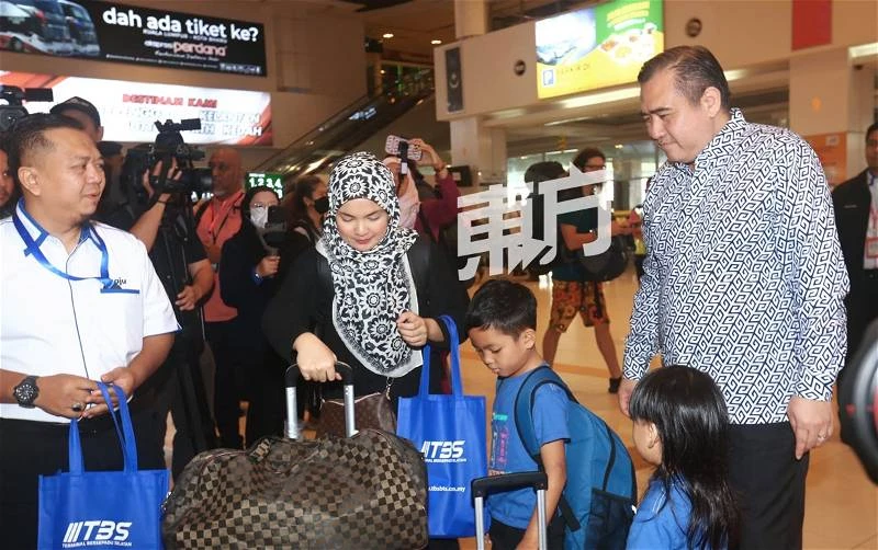 東海岸線已售罄　南湖鎮車站剩10萬車票