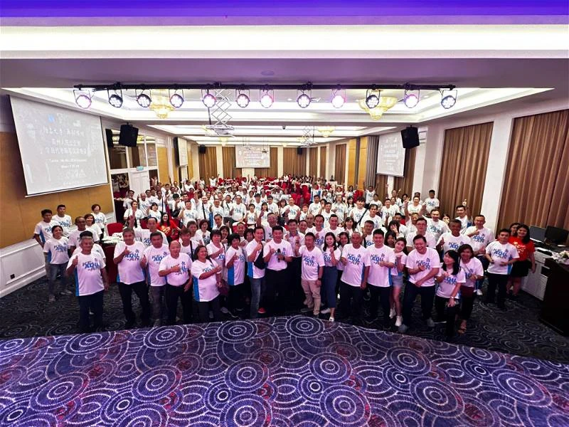 凝聚華裔黨員力量　森藍眼成立純華裔黨員支部