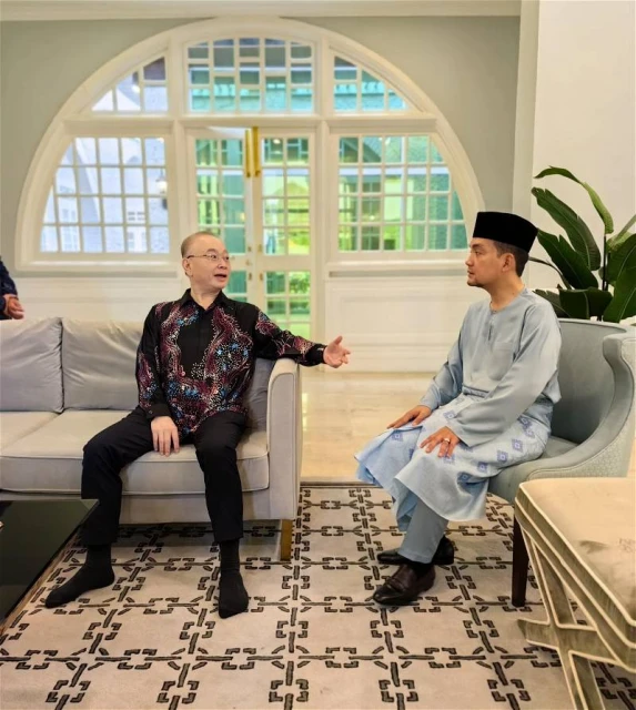 柔大臣開齋節門戶開放 魏家祥率馬華4議員出席