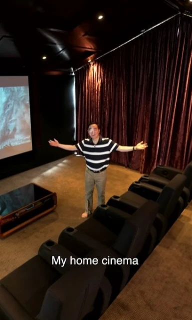 名醫許崇明公開豪宅　有室內羽球場 電影院 遊戲室