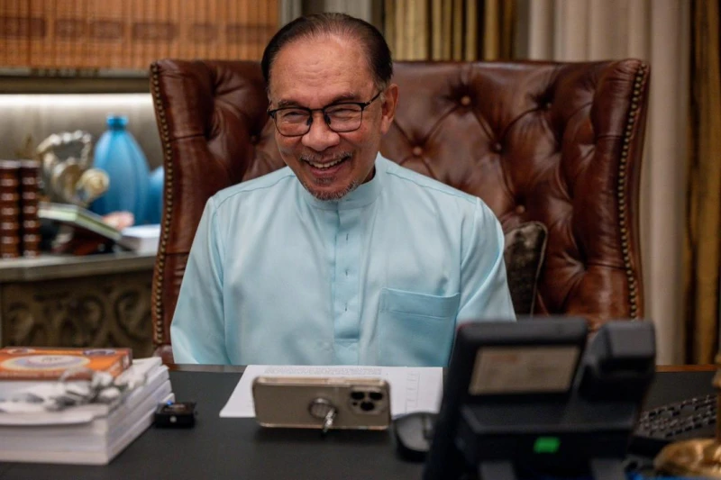 安華與巴基斯坦總理通電　兩國同意開拓投貿領域合作