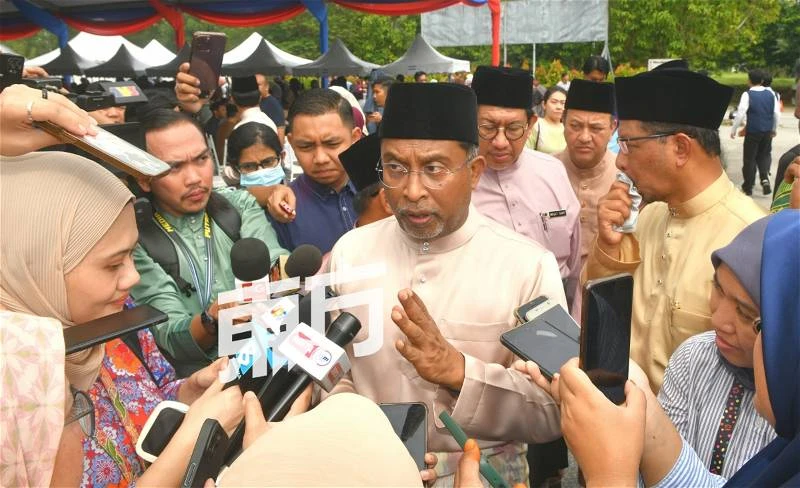 贊比里:美學者親以言論無關學術自由 「就連美國大使館都表示不滿」