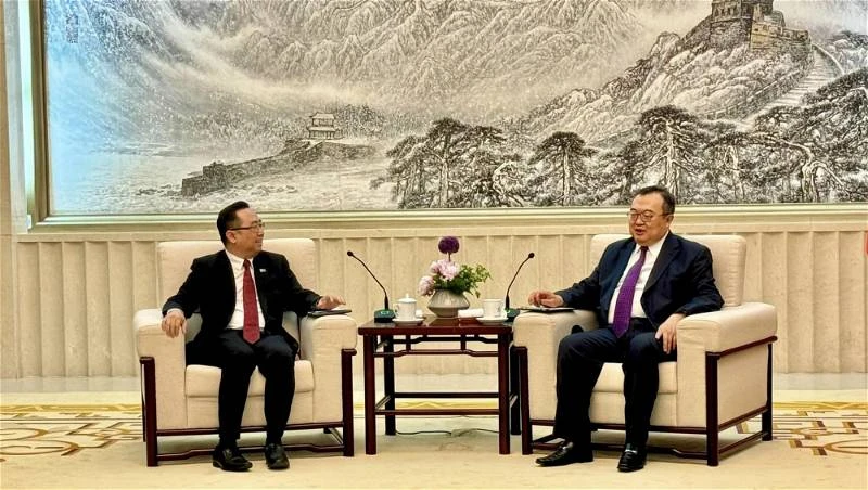 鄭立慷官訪北京會劉建超　擴大馬中能源科技交流