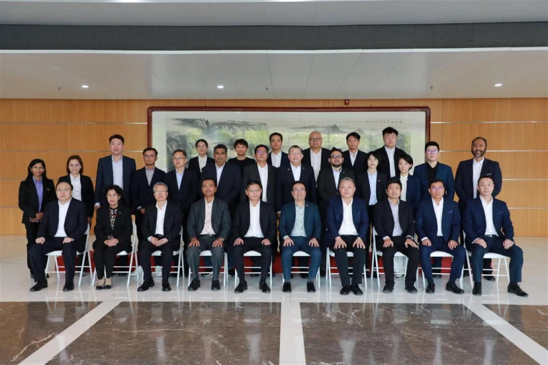 鄭立慷率團訪中國　兩國電子科技研究院簽署MoU