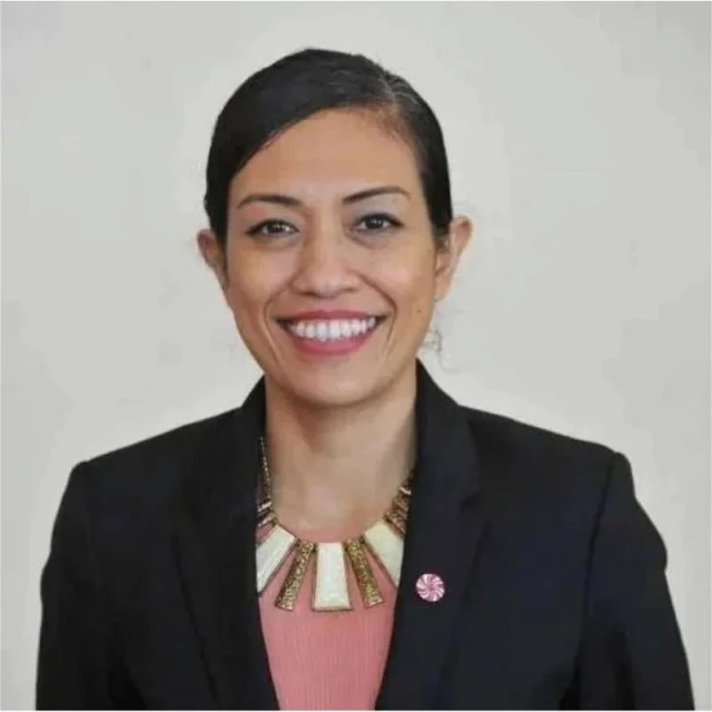 瑟麗娜譴責國盟性別歧視 女候選人教育背景不應成課題