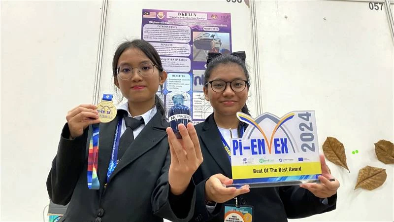 把廢食用油提煉成墨水 2中四生獲「至高殊榮獎」