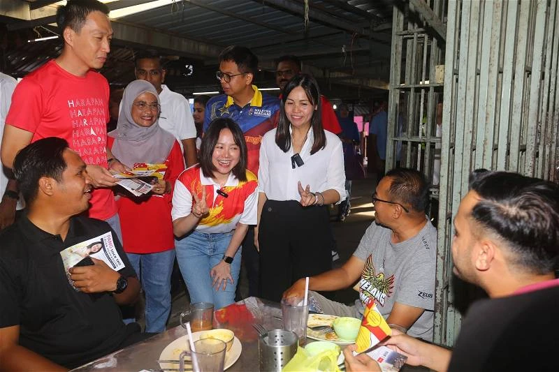 【新古毛補選】伊黨議員挑小桃華校生課題 張念群:也有伊黨議員送孩子就讀華小