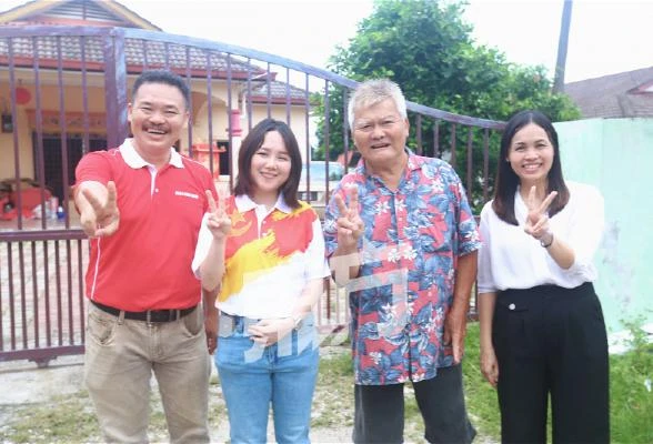 【新古毛補選】舉辦首場咖啡店論壇 張念群:上陣有風險 但小桃不退縮