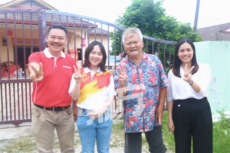 【新古毛補選】舉辦首場咖啡店論壇 張念群:上陣有風險 但小桃不退縮