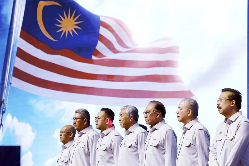 宣布公務員調薪逾13%　安華吁私企跟隨政府腳步