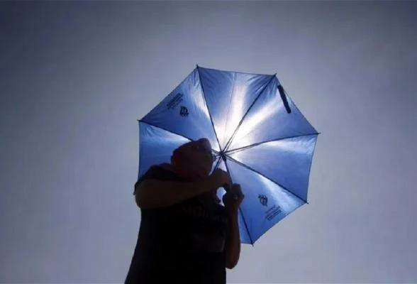 衛生部監督酷熱天氣 若需停課立刻發公告