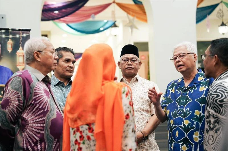 沙比里內閣成員聚一堂　諾奧瑪：不同黨派一心為民