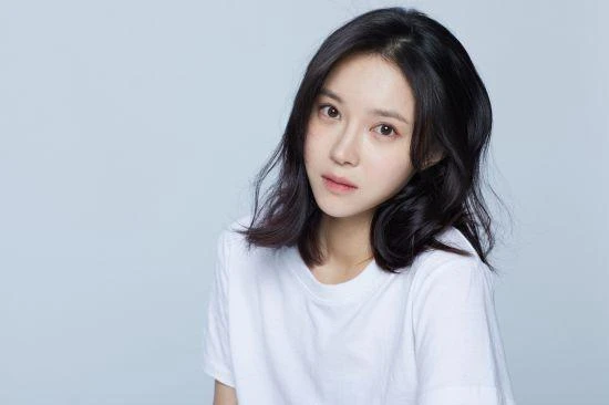 《美女，應接不暇》：好感度系統影響結局