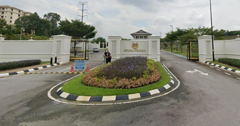 攜巴冷刀闖國家王宮圖犯罪 2大馬男子遭警逮捕