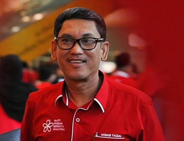 促黨主席與署理黨選交棒 胡申:讓新人來領導